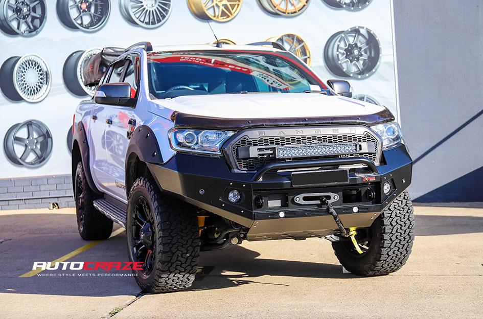 FORD-RANGER-VAPOR-MATTE-BLACK
